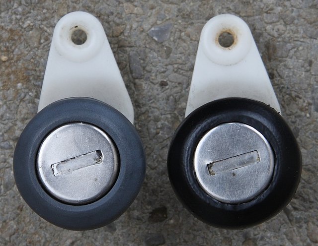 cors405.JPG (412.98 KiB) 55411 mal betrachtet Schließzylinder in neuem Look